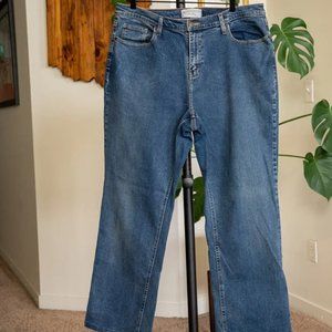 Levi Strauss Women's Stretch Mid Rise Bootcut Jeans